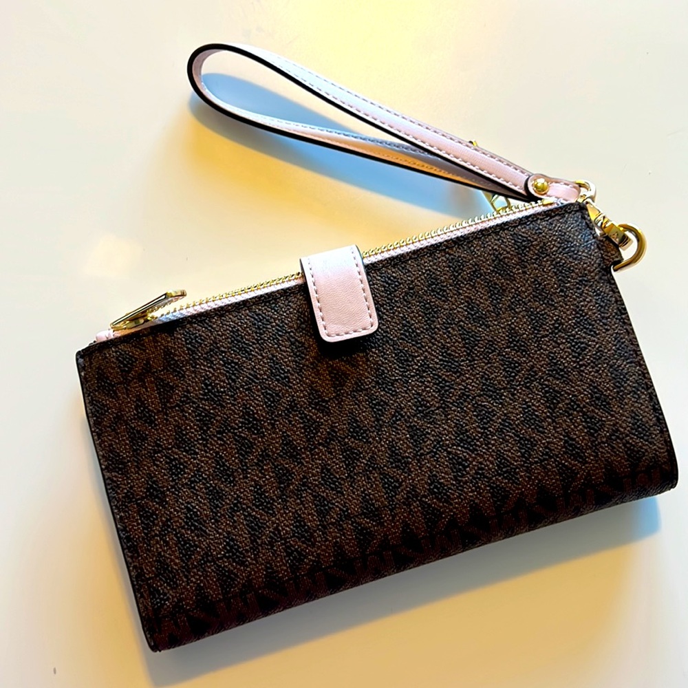 Michael Kors Jet Set Smartphone Wallet